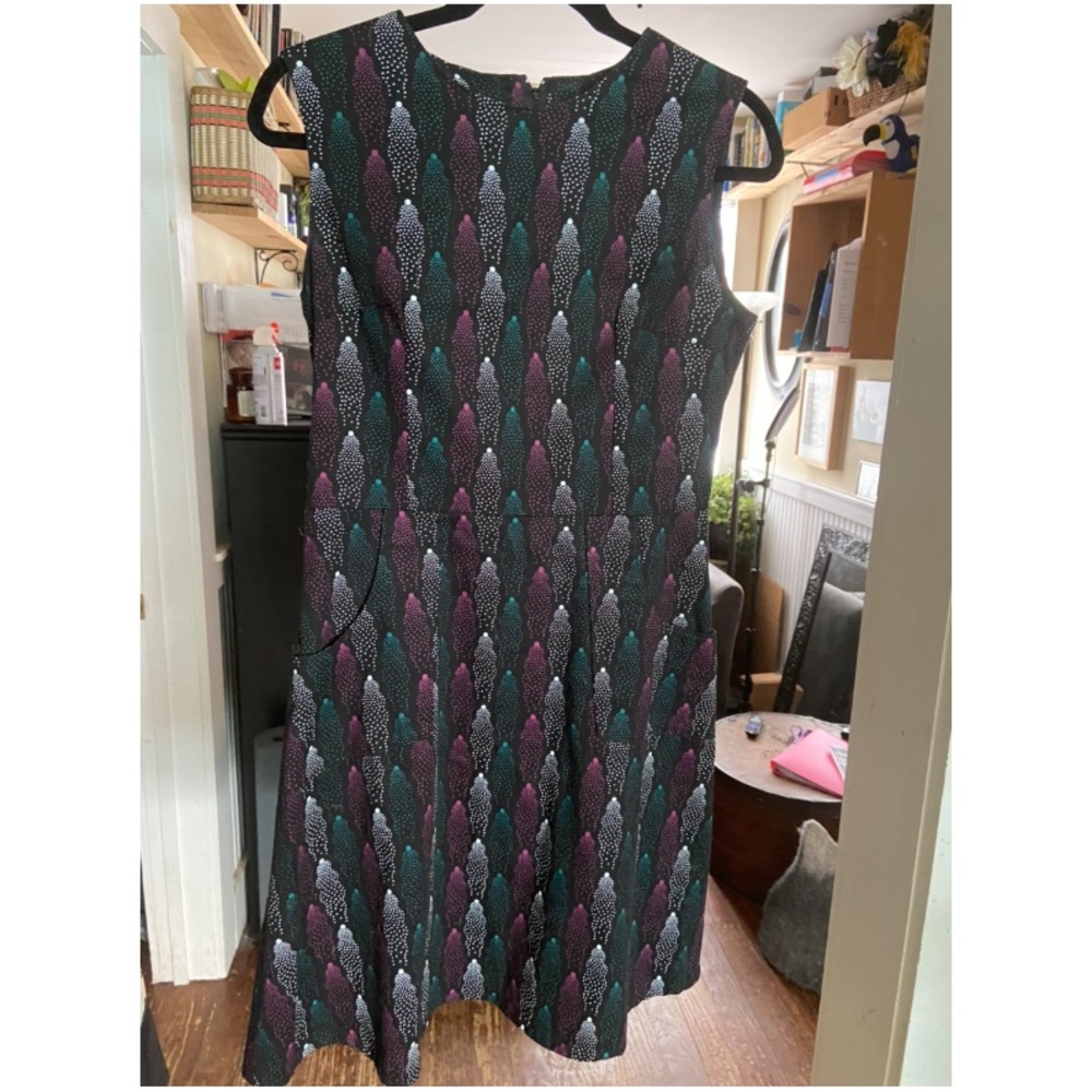Nooworks Edie Comets Size M. NWOT.